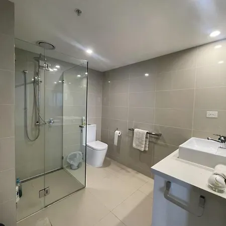Modern 1Bd Apt W Free Parking In Central Brunswick Melbourne Exterior photo